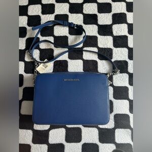 Michael Kors Navy Blue jet setter purse